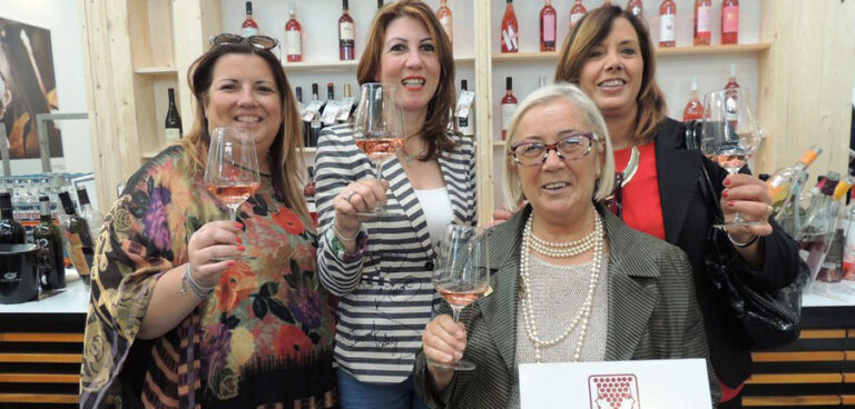 È Sorrento Rosé dal 12 al 14 maggio
