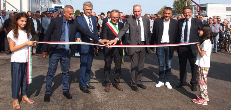 Agrintesa “brinda” alla  nuova  maxi cantina di Russi