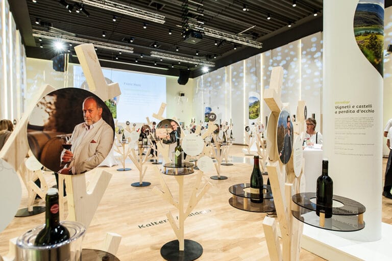 Il Vino sposa il design: Alto Adige in tour a Roma, Firenze e Milano