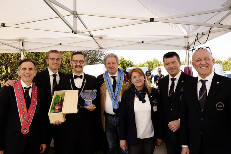 Angelo Bernardinelli è il Miglior Sommelier sciabolatore del Veneto