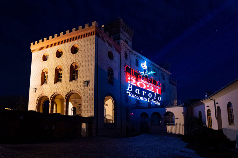 Taglio del nastro per Barolo Città Italiana del vino 2021