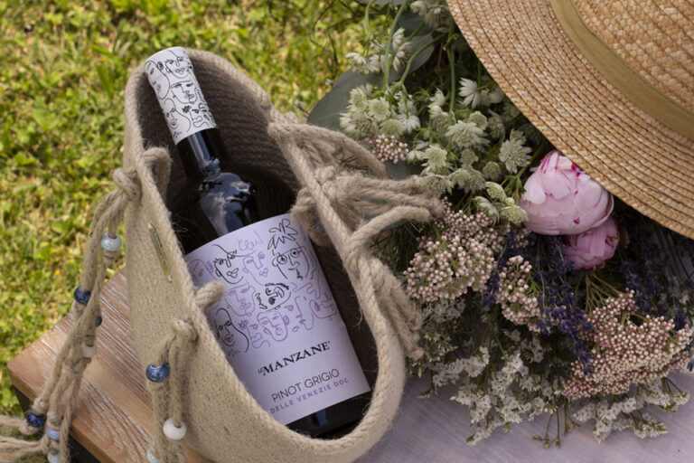Le Manzane presenta il nuovo Pinot Grigio e il restyling delle bottiglie