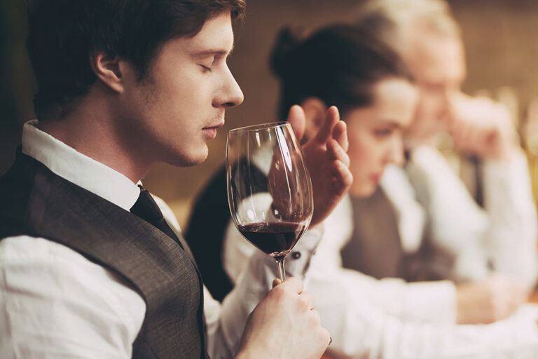 Vitignoitalia ai nastri di partenza, Napoli per due giorni Capitale del Vino Italiano
