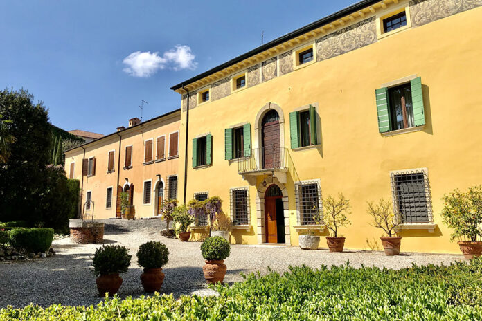 Villa Buri Tessari Cantina La Cappuccina
