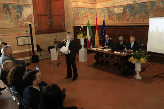 La Vernaccia di San Gimignano festeggia sessant’anni di DOC e settecentocinquanta di storia