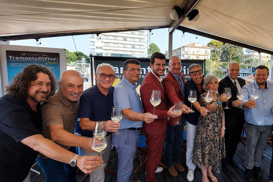 Tramonto DiVino lights up the Riviera: Riccione, Cervia, Cesenatico